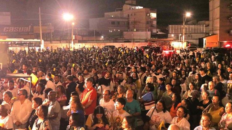 Diocese de BP-VR inaugura Monumento à Virgem Maria - fiéis