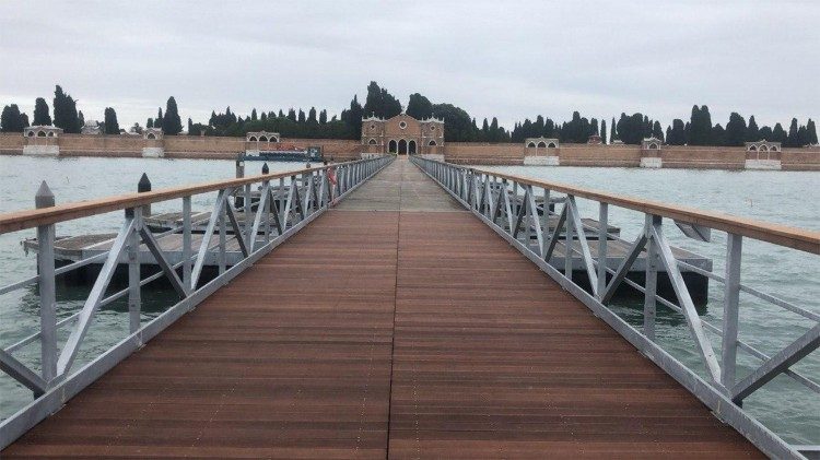 Un'immagine del ponte votivo a Venezia