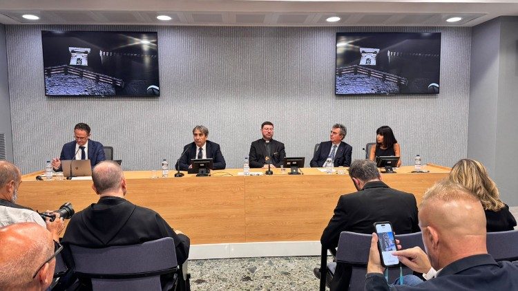 La conferenza stampa in Sala Marconi 