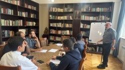 Հոգւեոր Կրթութիւն