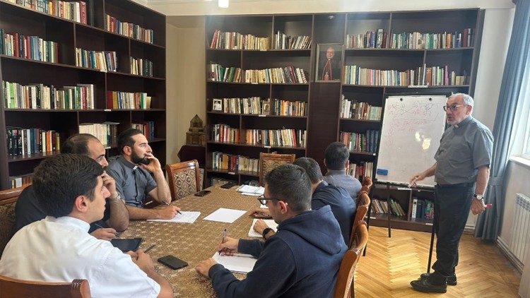 Հոգւեոր Կրթութիւն