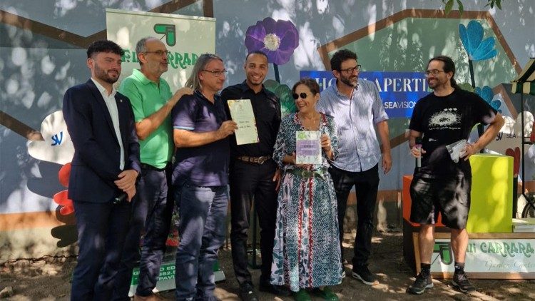 Un momento della premiazione del concorso