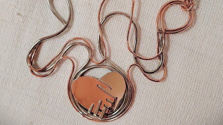 Uno dei gioielli sul tema dell'Intreccio