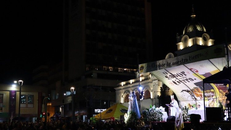 Eucaristía de vísperas en honor a "La Michita linda"