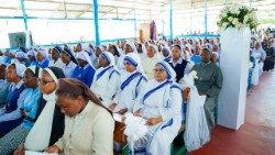 Wapendwa wanawake na wanaume waliowekwa wakfu,tunawashukuru kwa uvumilivu wenu wakati matunda yanaonekana kuwa mbali,kwa amani mnayopanda hata wakati haitambuliwi. 