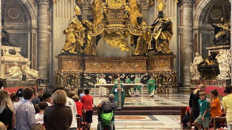 Abp Fisichella na Mszy jubileuszowej dla Papieskiej Szkoły Piusa IX