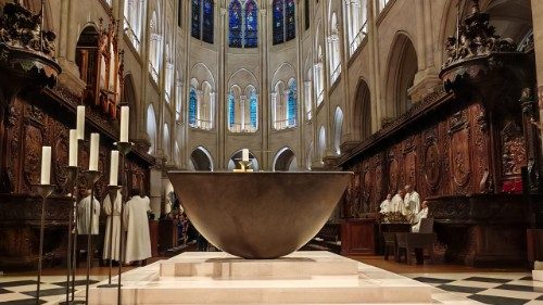 Renesans francuskich katedr. Rekordowe liczby pielgrzym&oacute;w