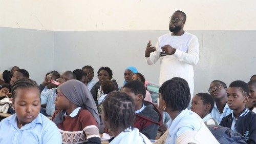 L'episodio del podcast "Specchi" sul Giubileo dei migranti