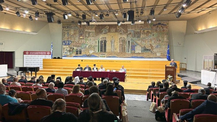 Os trabalhos do congresso em Tessalônica