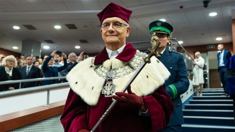 Ks. prof. Ryszard Czekalski (uksw.edu.pl)