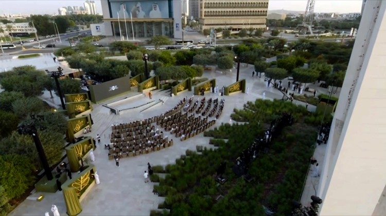 O memorial em Abu Dhabi &eacute; dedicado ao fundador dos Emirados &Aacute;rabes Unidos, Sheikh Zayed bin Sultan Al Nahyan.