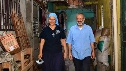 O missionário italiano Padre Gianpietro Carraro e a paulistana Irmã Cacilda da Silva Leste. Fotos: Luciney Martins/O SÃO PAULO