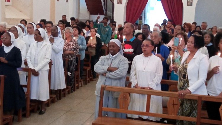 Missa na Igreja Pro-Catedral da Diocese de Mindelo no Dia da Vida Consagrada