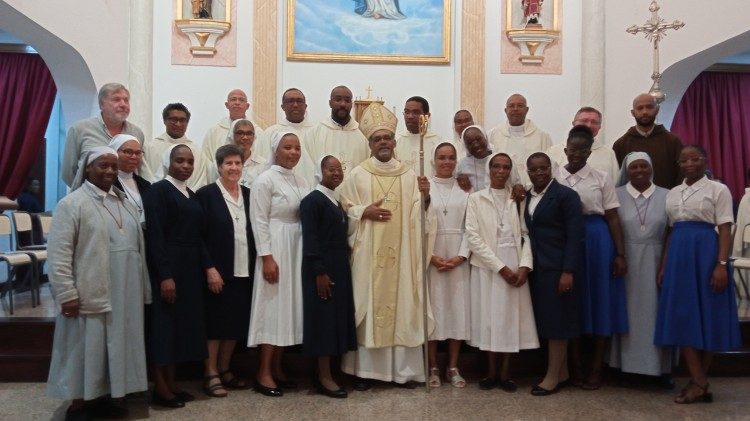 Cabo Verde - Diocese de Mindelo - Missa do Dia Mundial da Vida Consagrada