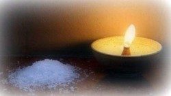 உப்பாகவும் ஒளியாகவும் ....