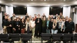 Oaza III stopnia z Archidiecezji Krakowskiej w siedzibie Radia Watykańskiego - Vatican News