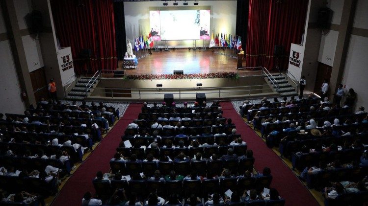 Kardinali akihutubia huko Chiclayo, Peru