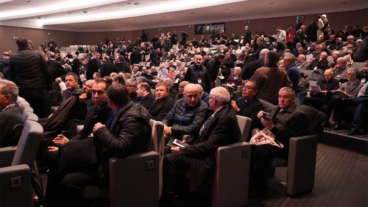 Assembleia presbiteral em Madri