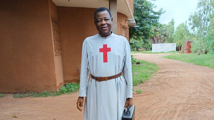 Le p&egrave;re camillien burkinab&eacute; Edgard Fran&ccedil;ois Yameogo, responsable du Centre de formation en humanisation sanitaire.