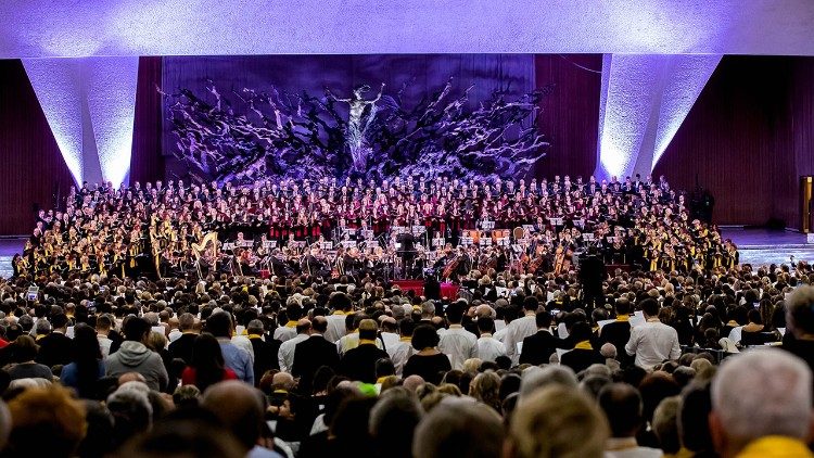 O Grande Concerto na Sala Paulo VI que tradicionalmente encerra o evento no Vaticano