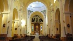 A paróquia de Nossa Senhora Regina Pacis em Ostia