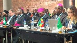 SECAM  e AU renovam Memorando de Entendimento