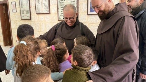 Syrien: Heilig Land-Kustos besucht christliche Enklaven in Idlib