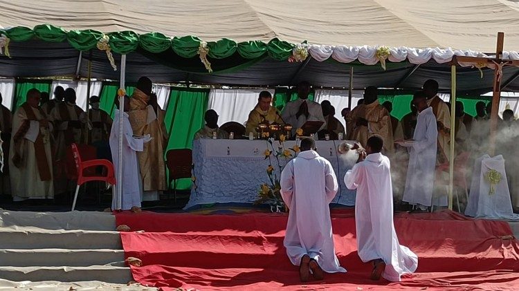 Milulu mya Ukaristya na Kandi