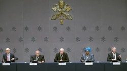 ኵላዊ ክንክን ጥዕናን ክብ እናበለ ዝኸይድ ዘሎ ወጻኢታትን ብድሆ ፍትሕን