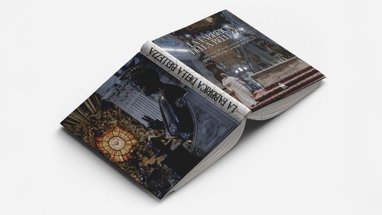 Il libro &laquo;La Fabbrica della Bellezza&raquo; 