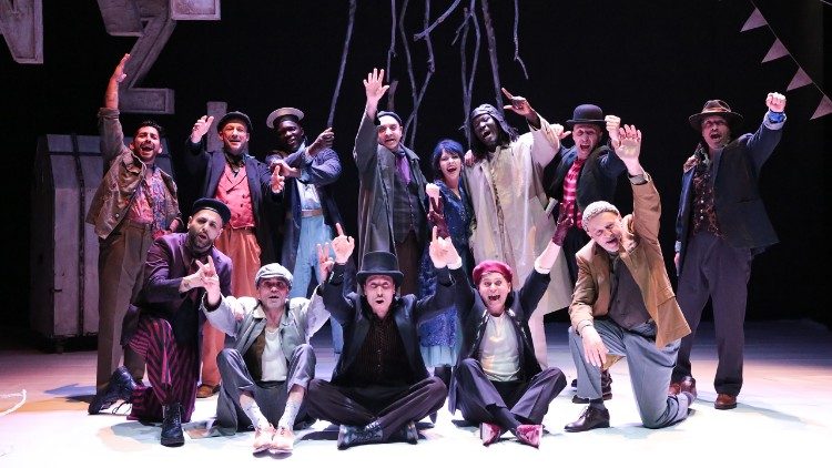 La compagnia Teatro Necessario in scena