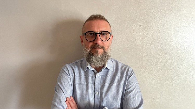 Juri Nervo &egrave; un mediatore dei conflitti, counselor e animatore professionale in ambito sociale, scolastico e sanitario