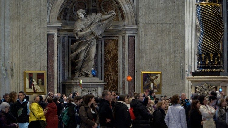 2026.02.20-Nuova-Via-Crucis-San-Pietro-14.jpg