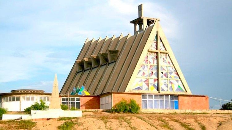 S&eacute; Catedral do Sumbe (Angola)