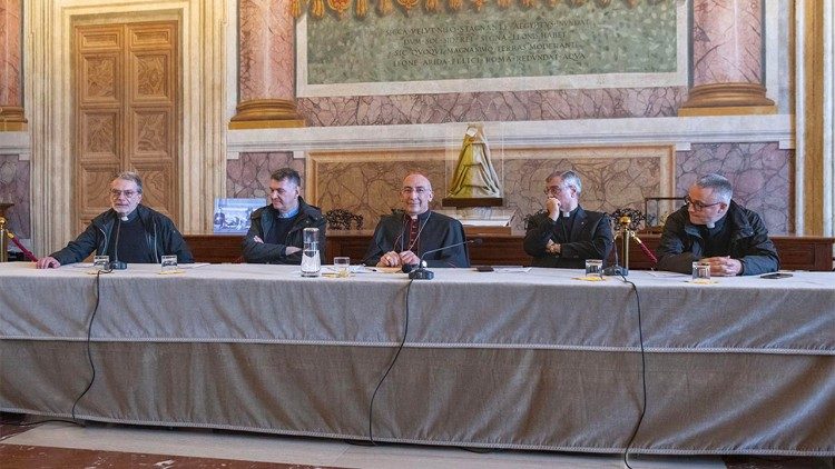 കർദ്ദിനാൾ റെയ്‌നയും പുതിയ സഹായമെത്രാന്മാരും