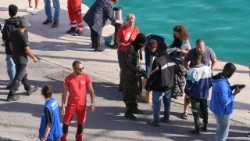 2026.07.04 Viaggio a Lampedusa SECK -Molo Favarolo