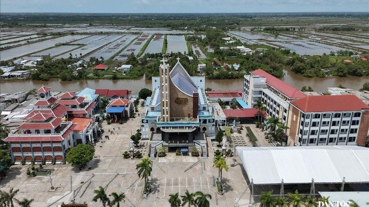 Nh&agrave; thờ Tắc Sậy, tỉnh Bạc Li&ecirc;u.