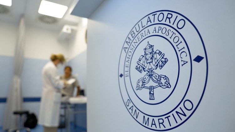 Ambulatorio "San Martino", contiguo a la Plaza de San Pedro en el Estado de la Ciudad del Vaticano