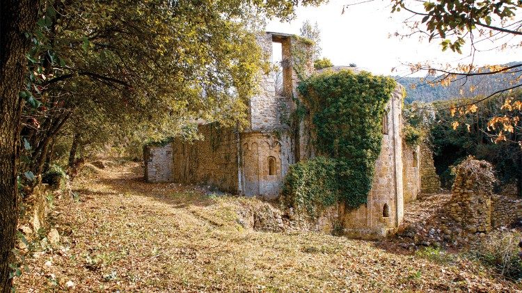 I resti dell'abbazia di San Benedetto in Fundis a Stroncone