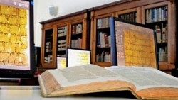 Schule im Vatikan für angehende Archivare und Archivarinnen