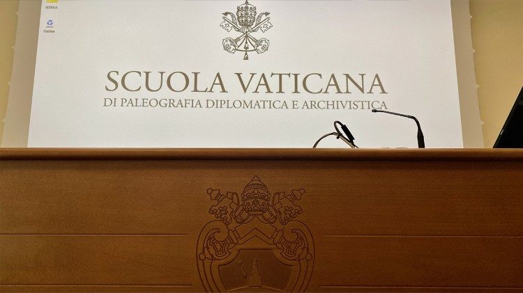 A "La Scuola Vaticana di Paleografia, Diplomatica e Archivistica"
