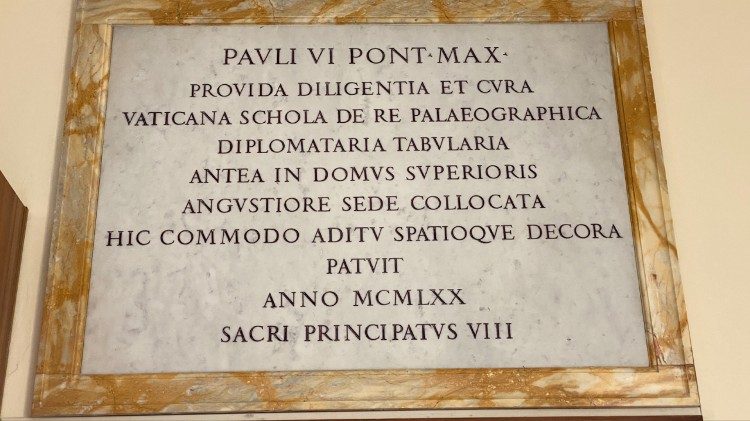 A "La Scuola Vaticana di Paleografia, Diplomatica e Archivistica"