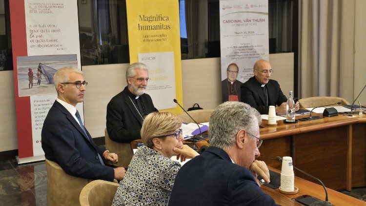 Arzobispo Luis Mar&iacute;n de San Mart&iacute;n, Prefecto del Dicasterio para el Servicio de la Caridad