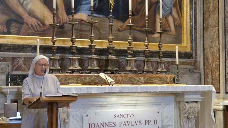 Dzisiejsza Msza św. była sprawowana we wspomnienie Najświętszej Maryi Panny z G&oacute;ry Karmel