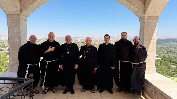 Le nonce et les fr&egrave;res de la Custodie de Terre Sainte en Syrie