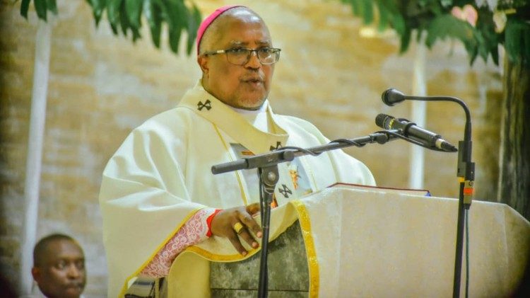 Askofu mkuu Ruwaichi atoa Tamko zito kuhusu: SSPX