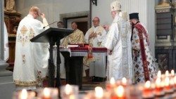 Exarch von Donezk Maksym Ryabukha, SDB, zu Gast in Innsbruck (Fotos: Cincelli/dibk)