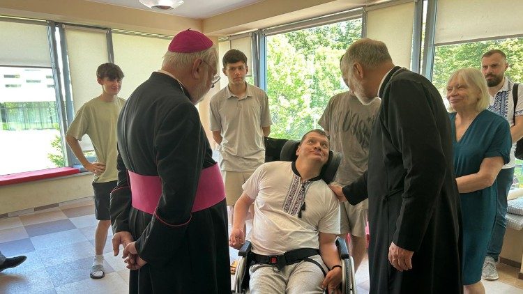 Une visite &agrave; quelques malades.