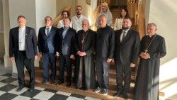 Архиепископ Галлахер на встрече с церковными и гражданскими властями Львова