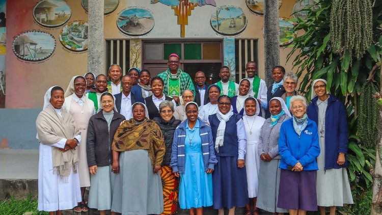 Conferência dos Institutos Religiosos de Moçambique (CIRMO) capacita Superiores locais de Congregações, Centro de Nazaré da arquidiocese da Beira